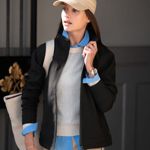 Women’s Duxbury – fashionable performance softshell jacket Thumbnail